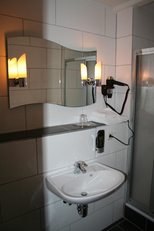Friedland  Landhotel Gross Schneer Hof מראה חיצוני תמונה